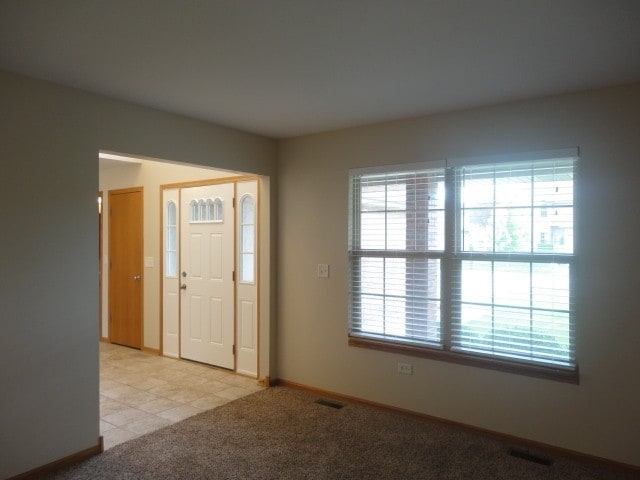 Building Photo - 8058 W Rosebury Dr