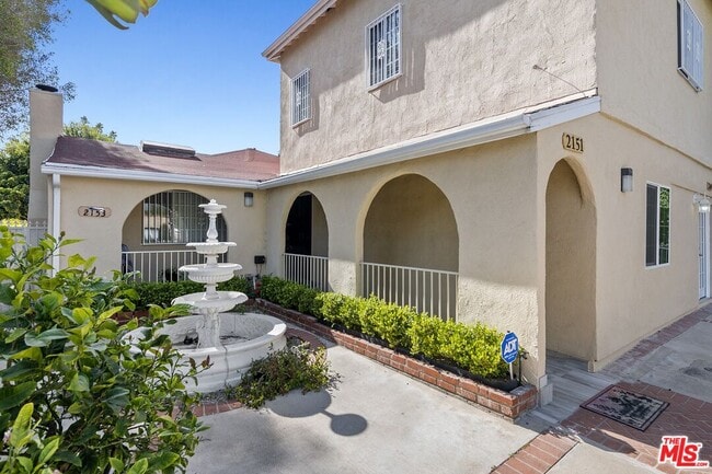 Building Photo - 2149 Glendon Ave