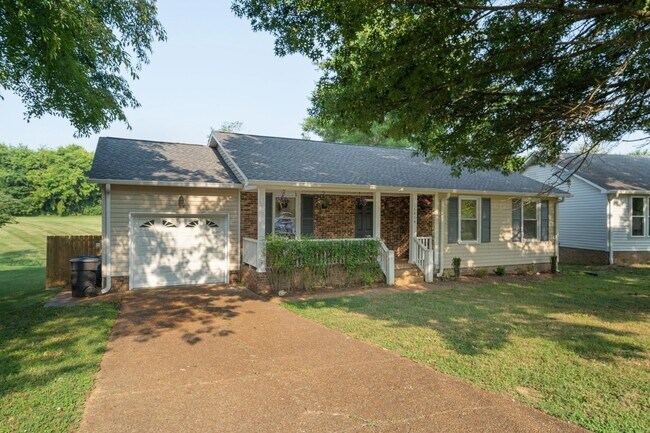 Building Photo - 1210 Mallard Dr