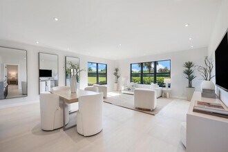 Building Photo - 800 Greensward Ct