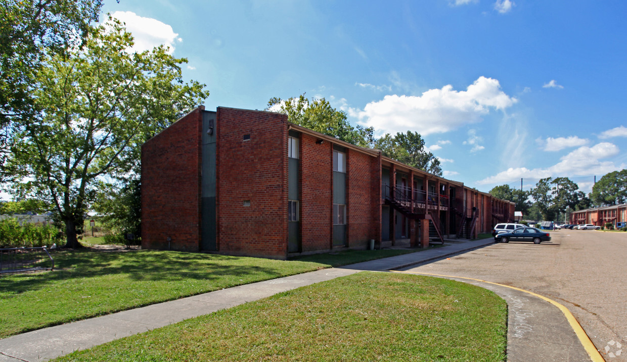 Primary Photo - Holy Family Apartments