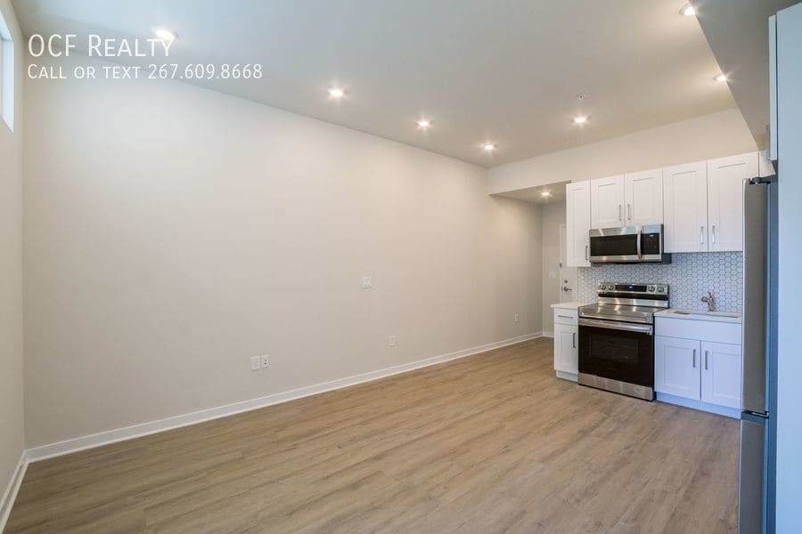 133034 S Patton St Unit 405, Philadelphia, PA 19146 Room for Rent in
