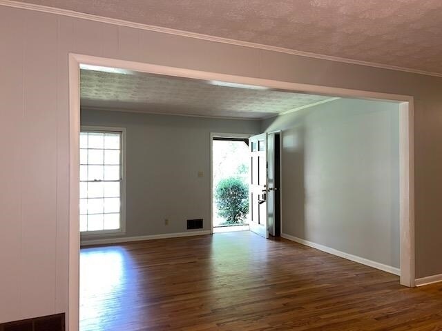 Foto del edificio - 235 Weatherly Woods Dr