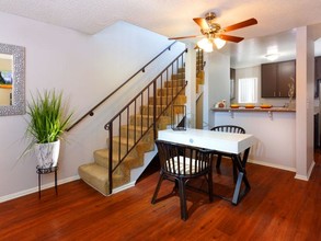 Lake Balboa Townhomes photo'