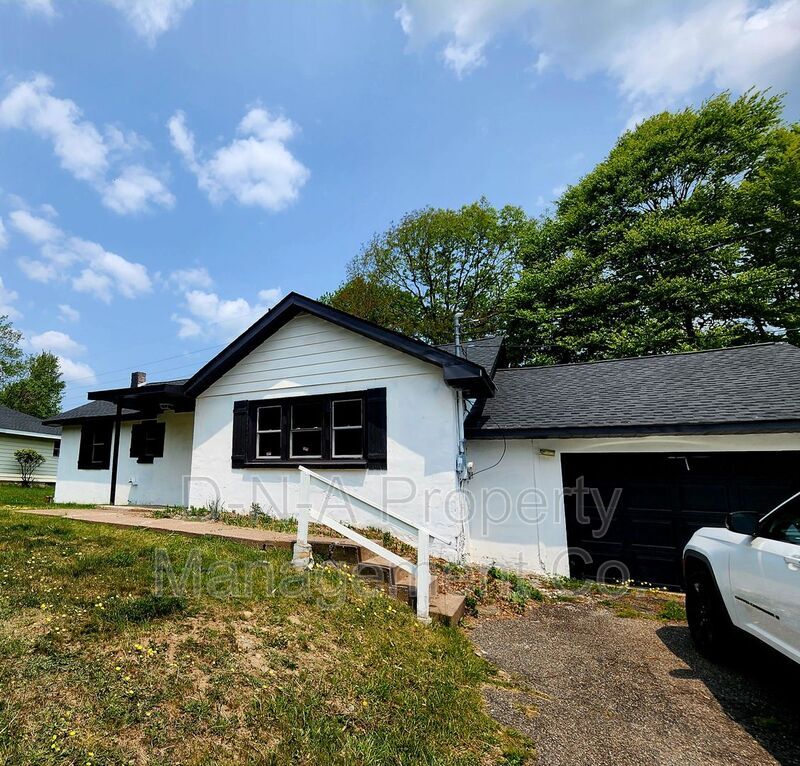 110 Smith Dr, Tobyhanna, PA 18466 House Rental in Tobyhanna, PA