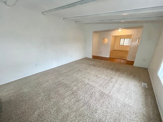 Foto del edificio - 3 Bedroom, 2 bath home in Sunset Village