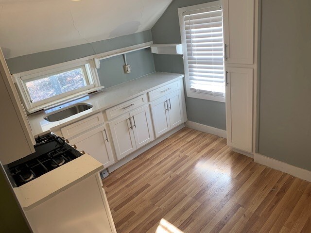 Kitchen - 331 Angola Rd