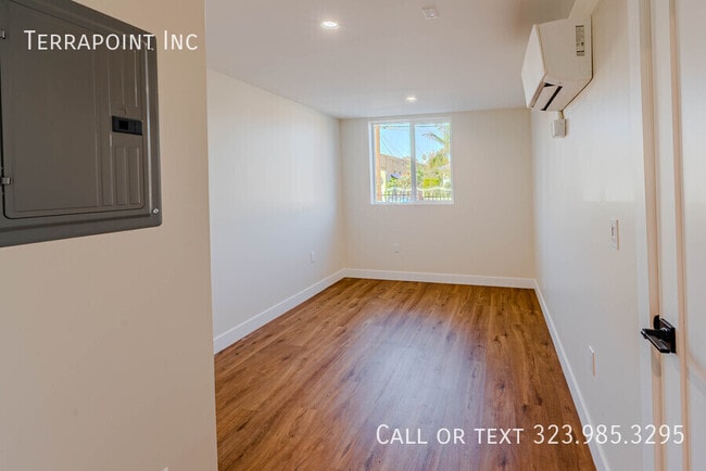 Building Photo - 456 S Breed St