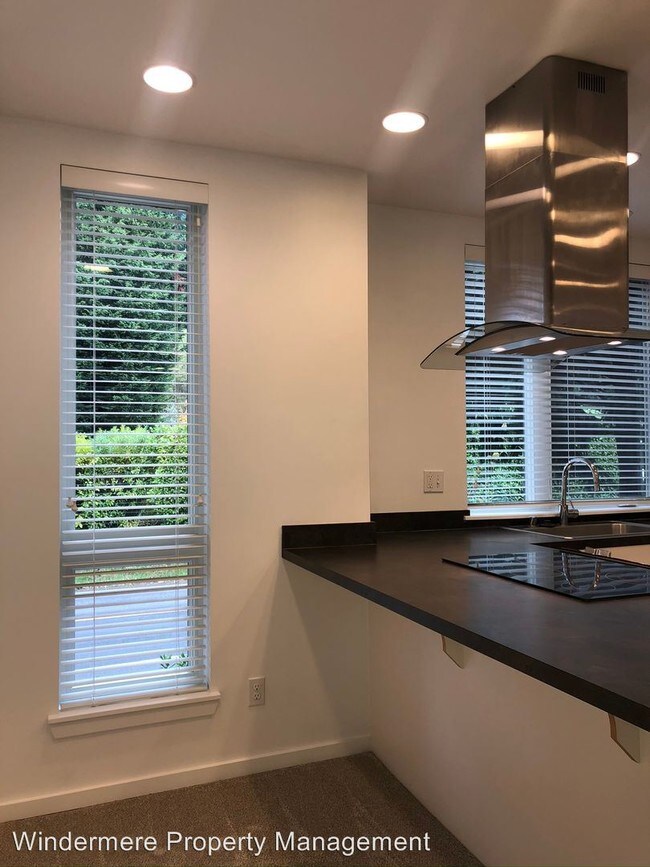 Foto del edificio - 2 br, 1 bath House - 370 Root Path NW