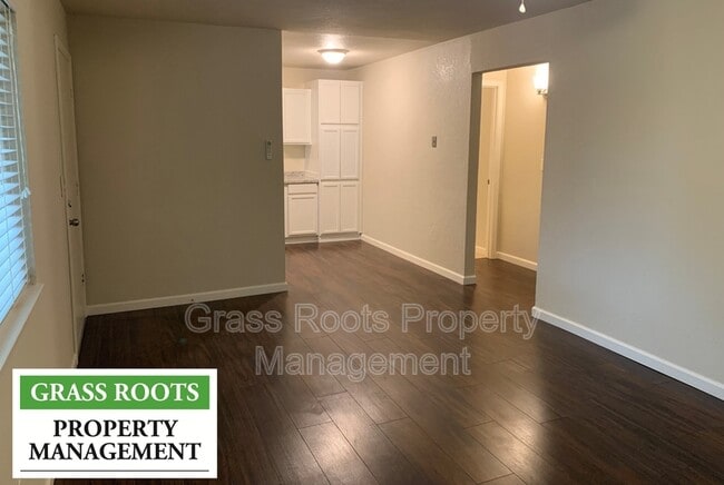 Building Photo - 1269 Live Oak Ln