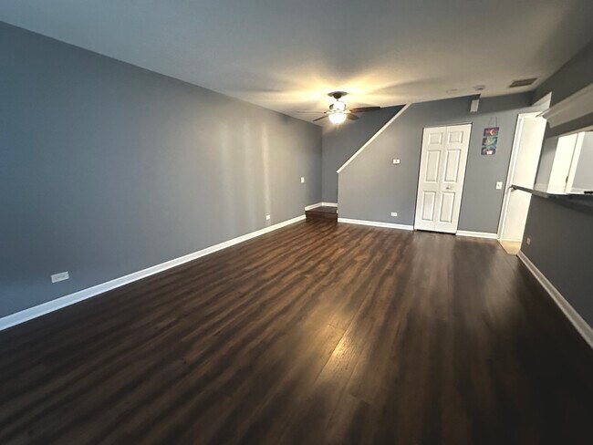 Foto del edificio - 1572 Normantown Rd