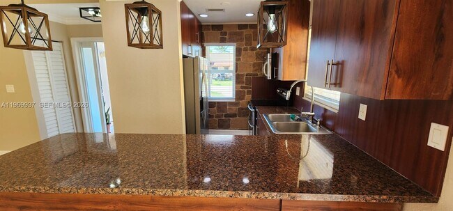 Foto del edificio - 19259 SW 118th Pl