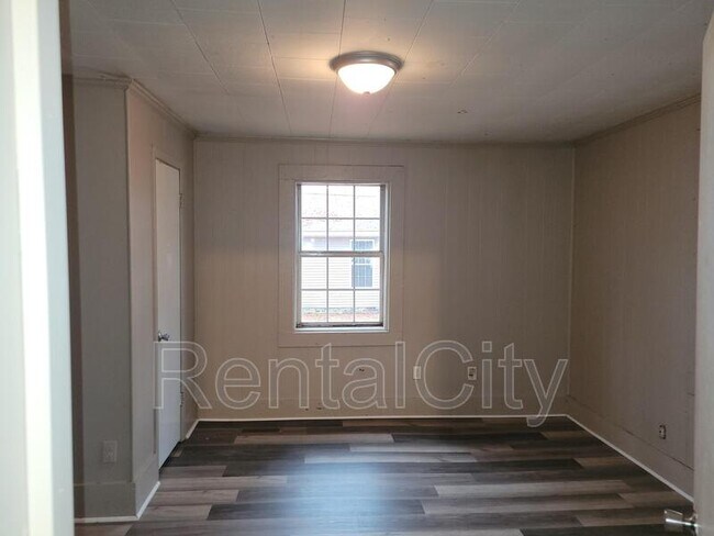 Foto del edificio - 812 Tucker St