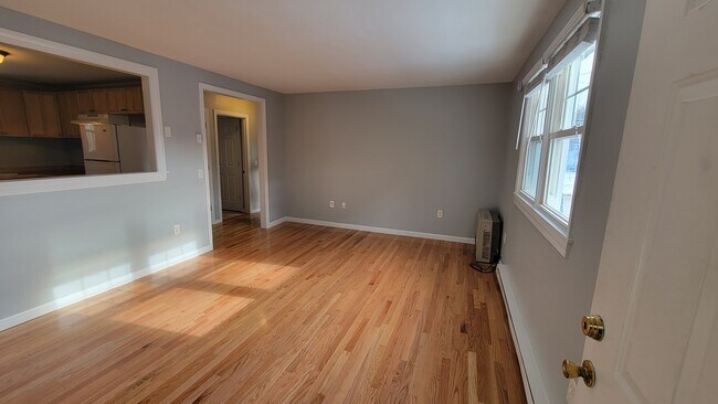 Sala de estar de 15x12 - 3 Gordon Pl