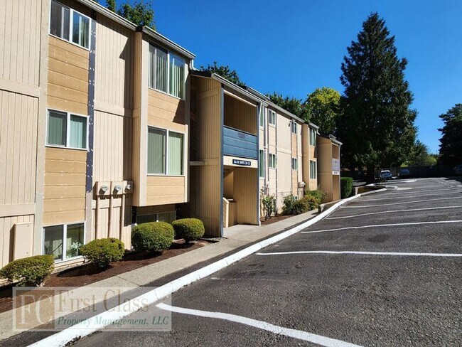 Photo - 3618 SW Beaverton Hillsdale Hwy Apartment