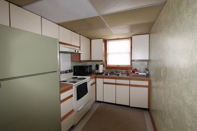 Foto del edificio - 2106 W Main St