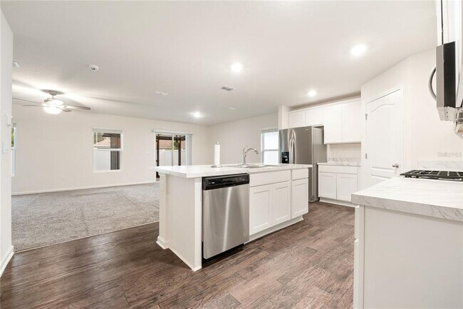 Building Photo - 669 Grand Reserve Dr