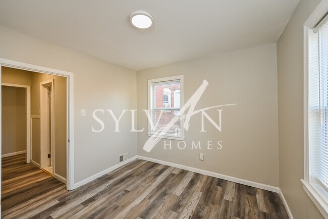 Foto del edificio - It’s time to start living the Real Life!