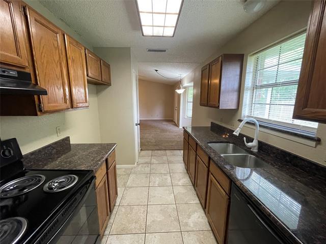 Foto del edificio - 821 Loganwood Dr