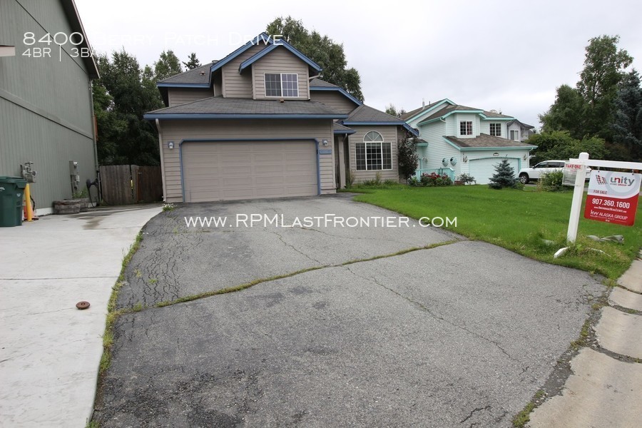 Primary Photo - 8400 Berry Patch Dr