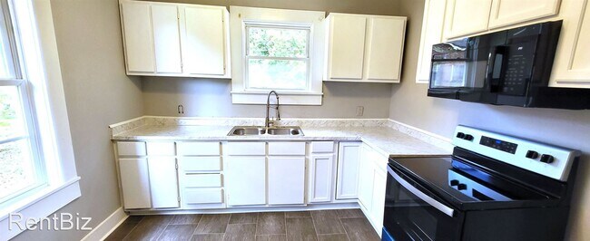 Foto del edificio - 2 br, 1 bath House - 821 Buffalo St