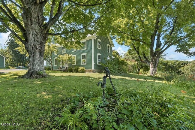 Foto del edificio - 5051 Bliss Rd
