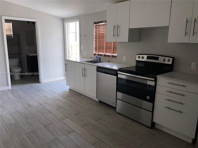 Foto del edificio - 1035 NW 5th St