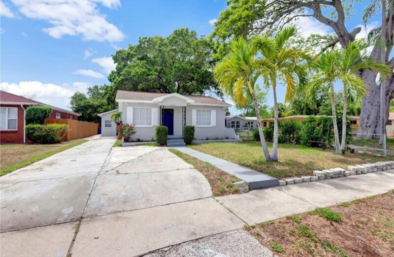 Foto principal - 925 17th St S