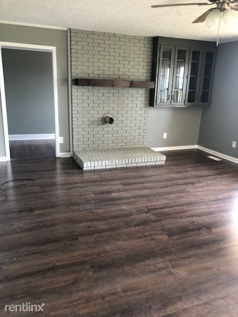 Building Photo - 3 br, 2 bath House - 15699 Menefee Rd