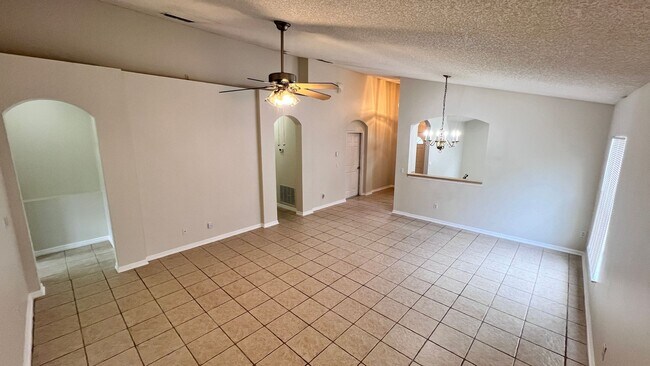 Building Photo - Charming 3-Bedroom Home in HOA Community –...