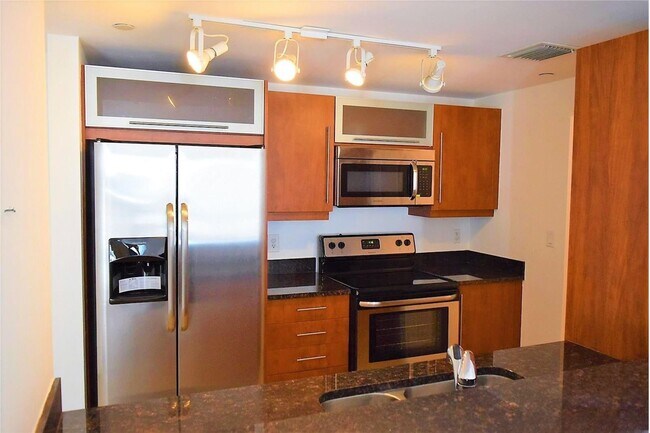 Foto del edificio - 7355 SW 89th St