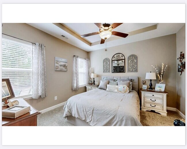 Building Photo - 4439 Chusto Dr