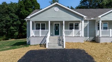 Building Photo - 1012 Ivanhoe Ave