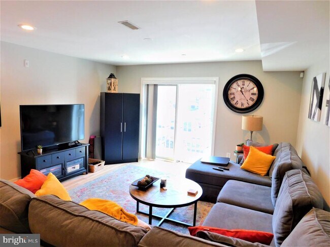 Foto del edificio - 922-26 N 17th St