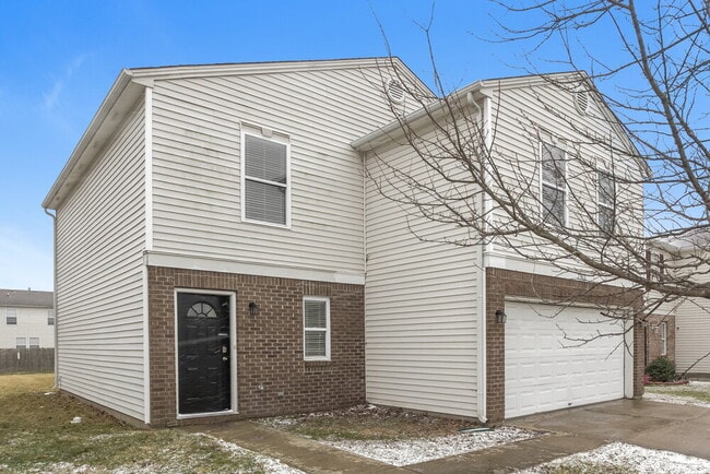 Building Photo - 7905 States Bend Dr