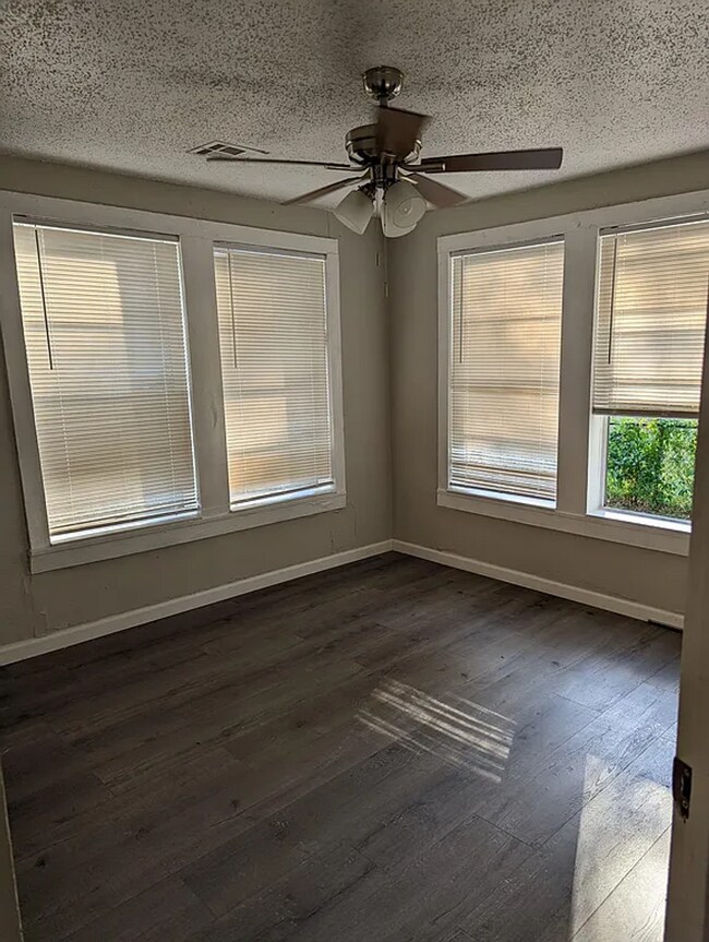 Foto del edificio - 1259 Oregon Ave