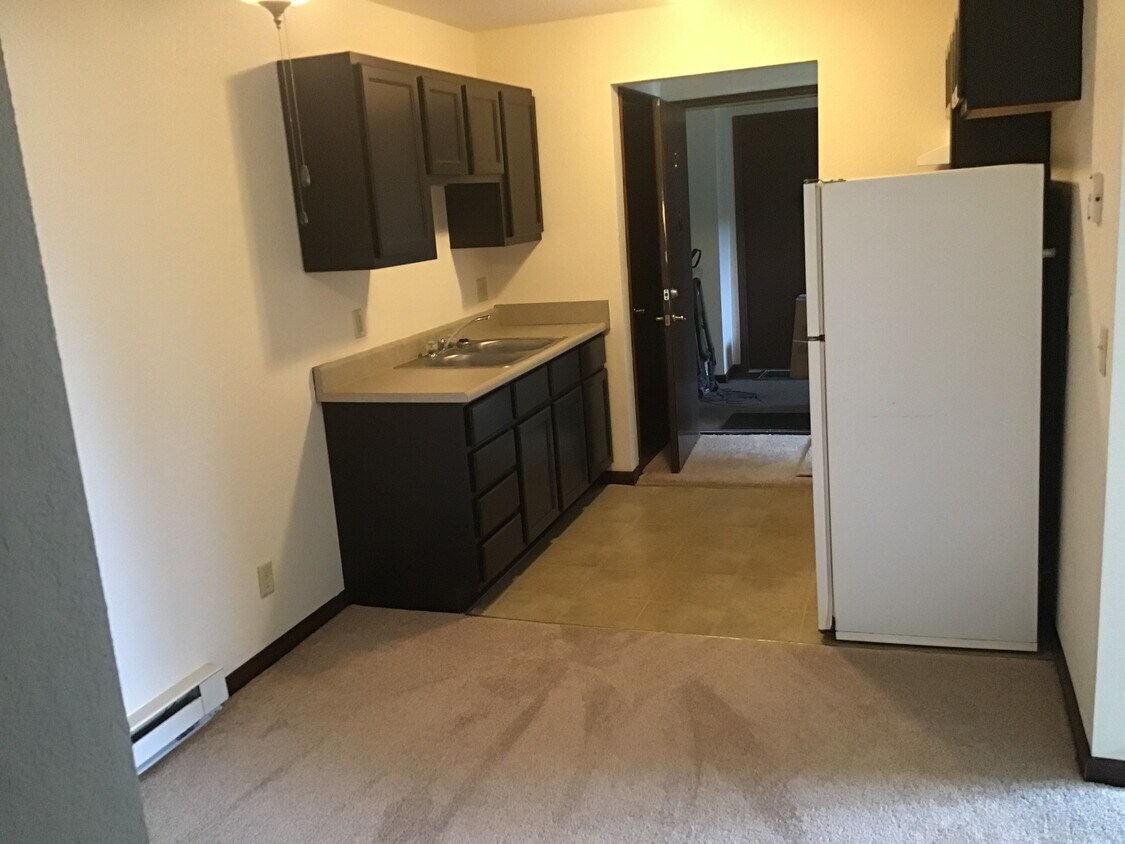 4909 Suder Ave Toledo Oh 43611 Apartments Toledo Oh Apartments Com