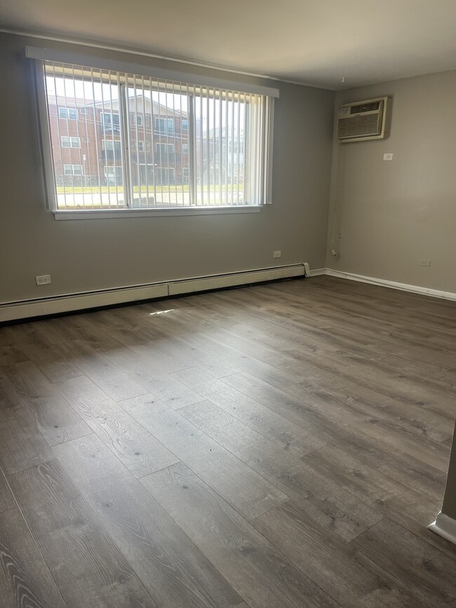 Building Photo - 10756 S Harlem Ave