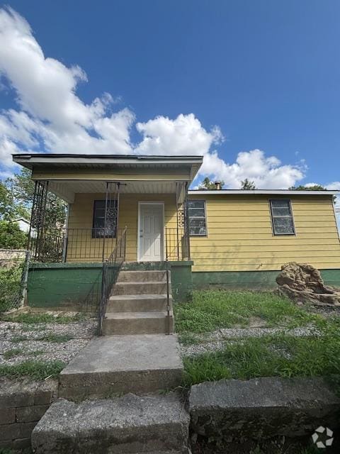 Building Photo - 2308 Hanna Ave