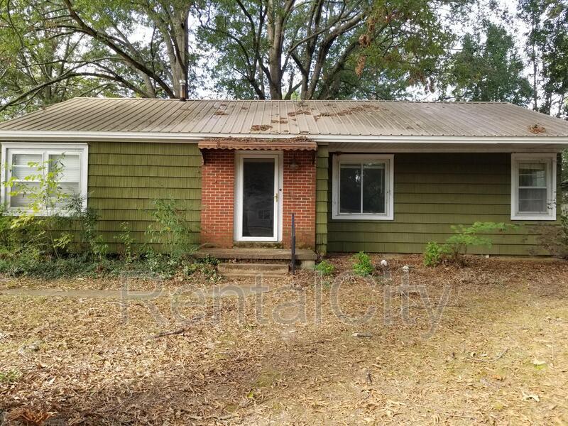 Primary Photo - 4055 Roseland St