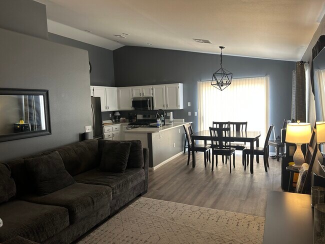 Building Photo - 9426 Spellman Ct