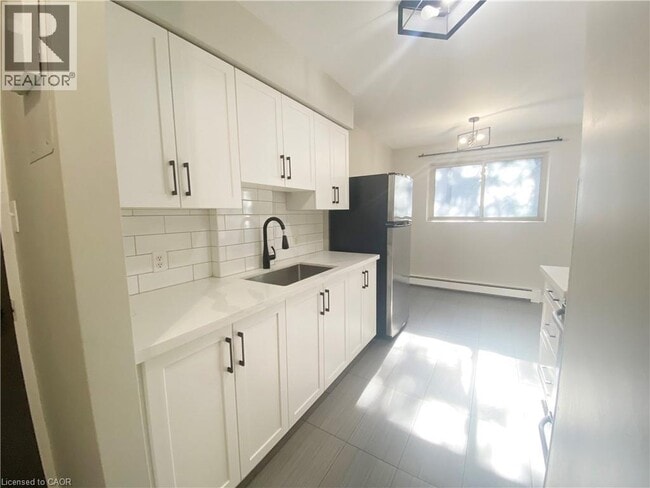 Building Photo - 163 Chandler Dr