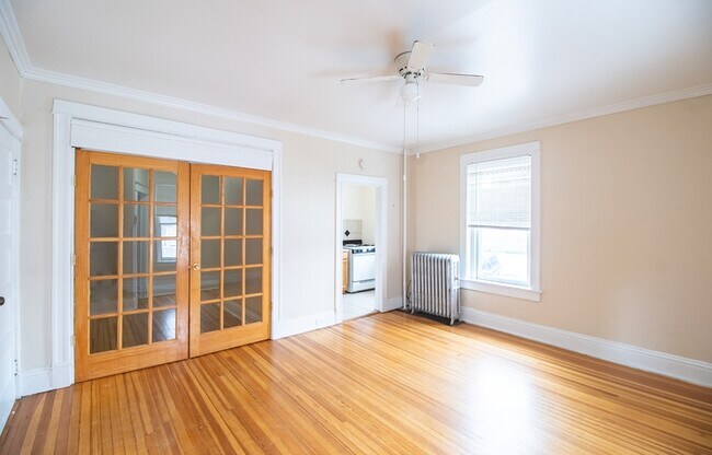 Foto del edificio - 1531 N Washington St