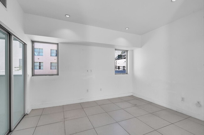 Foto del edificio - 229 8th St