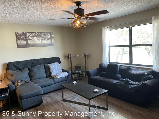 Foto del edificio - 1 br, 1 bath House - 596 Wickham Rd #44