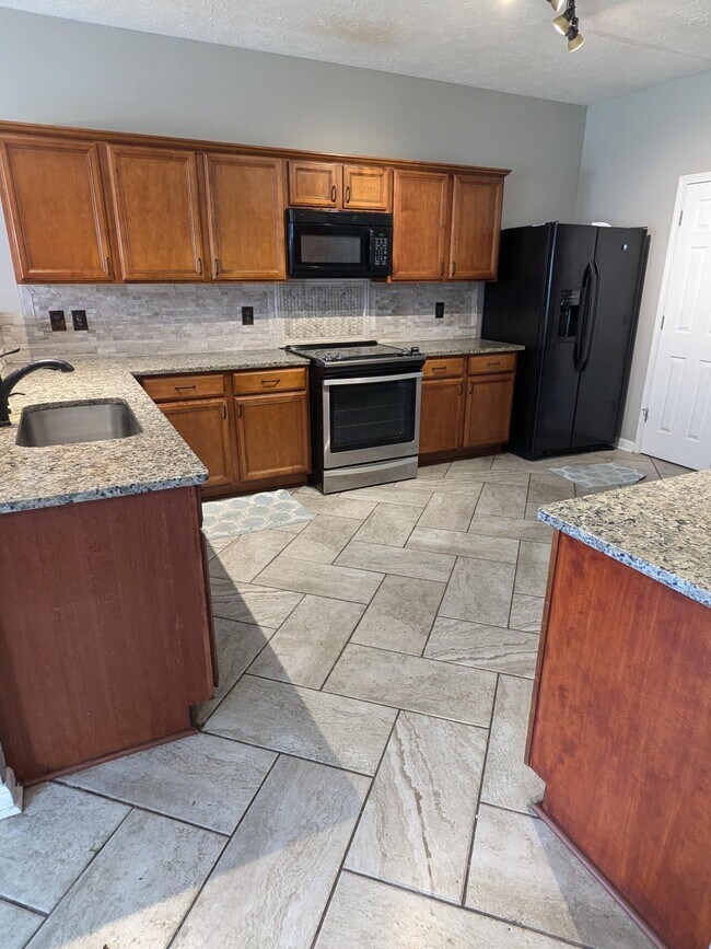 Foto del edificio - 7312 Autumn Crossing Way