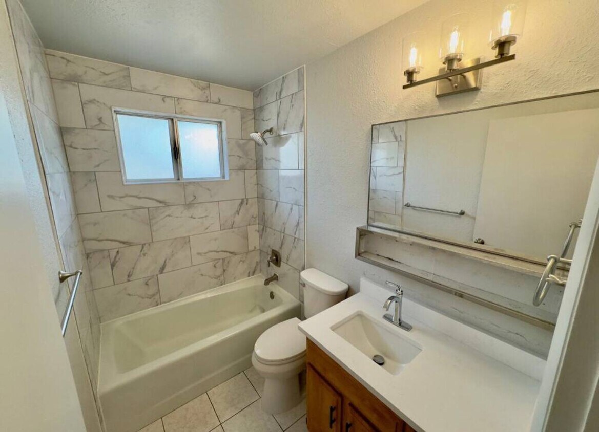Foto principal - 255 Cherry Hill Dr