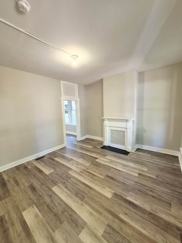 Foto del edificio - 3209 3rd Ave