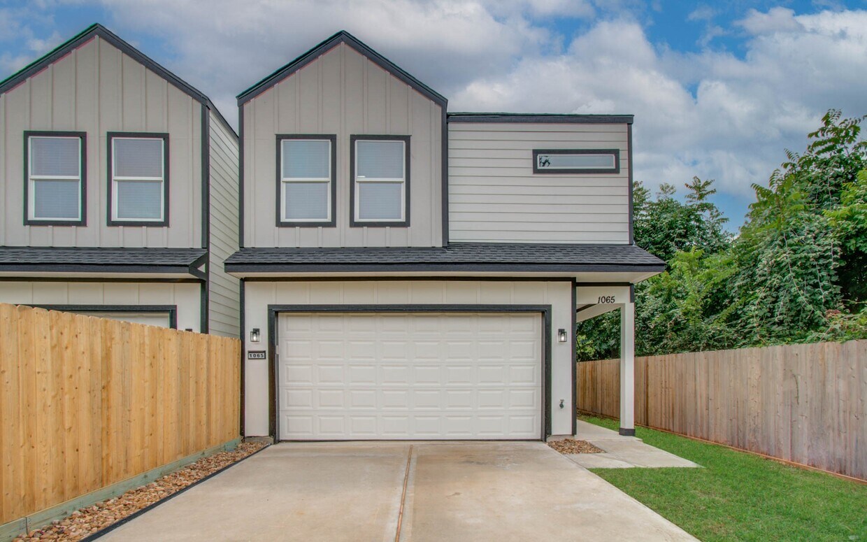Foto principal - 1065 South Ln
