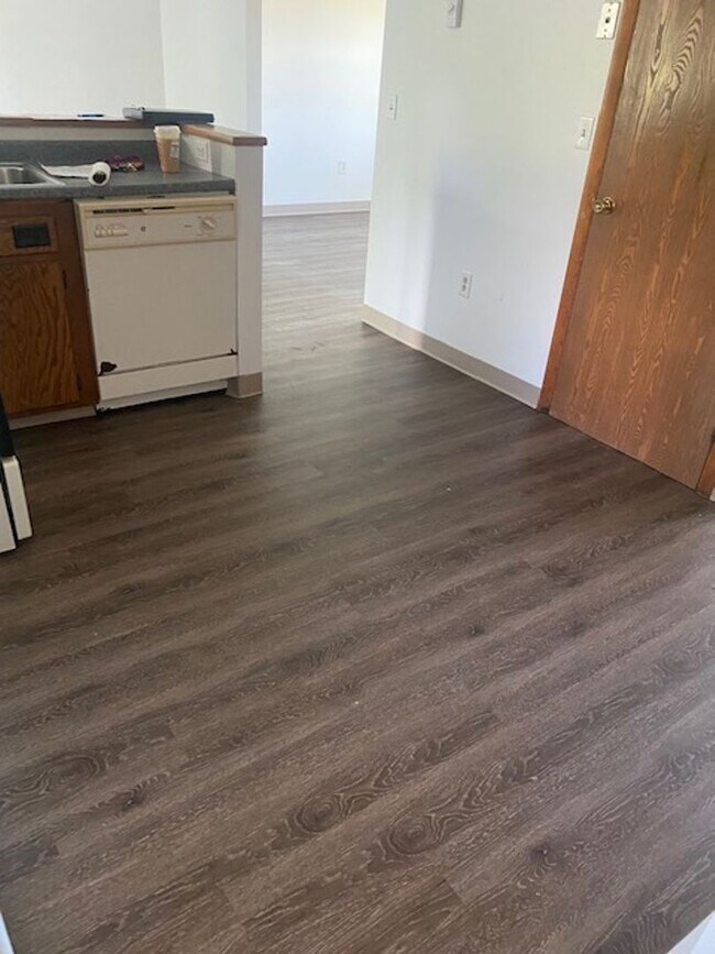 Foto del edificio - 368C-D Electronics Parkway